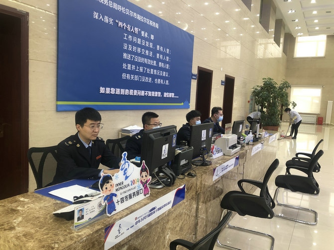 中共黨員、一等功榮立者王曙光不言放棄，堅(jiān)持到比賽最后（王鵬）.jpg