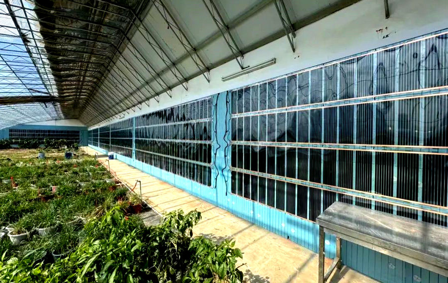 電熱膜墻暖采用集中測溫控制.jpg