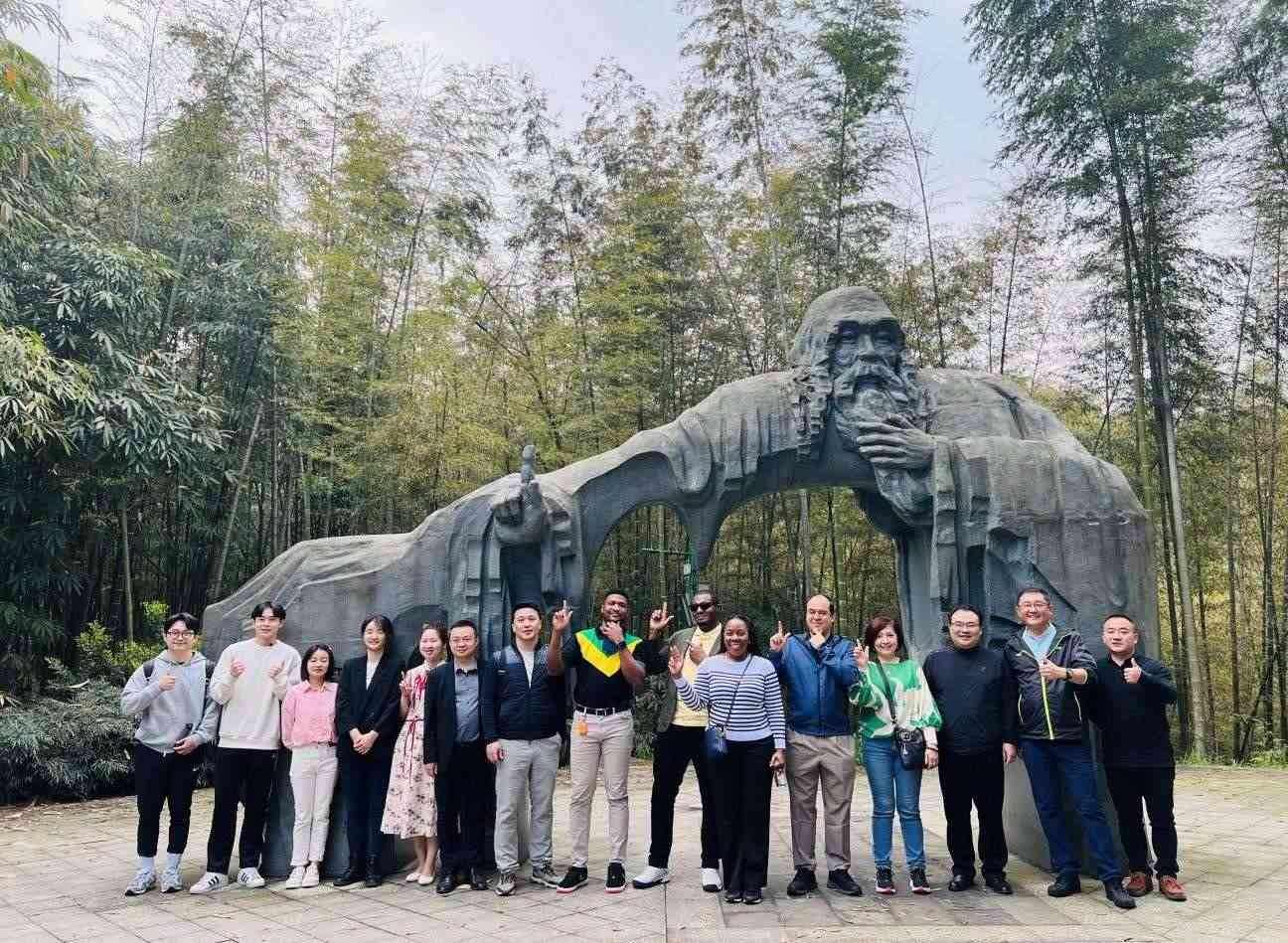 Guizhou Echo | 這一波，貴州又圈“國際粉”了