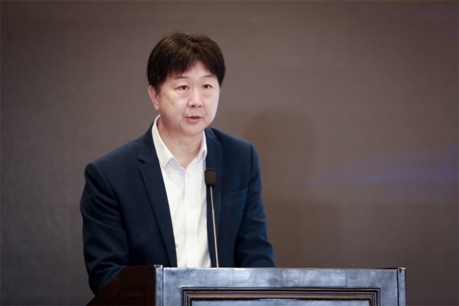 中國民主法制出版社黨委書記、社長、總編輯 劉海濤