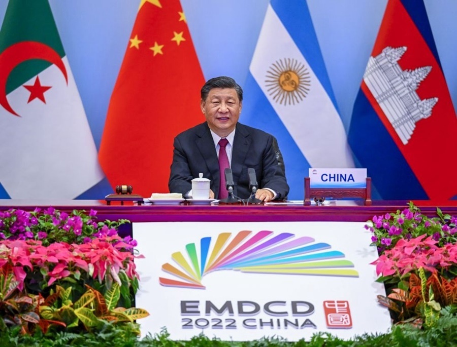 2022年6月24日晚，國家主席習(xí)近平在北京以視頻方式主持全球發(fā)展高層對話會并發(fā)表題為《構(gòu)建高質(zhì)量伙伴關(guān)系 共創(chuàng)全球發(fā)展新時代》的重要講話。