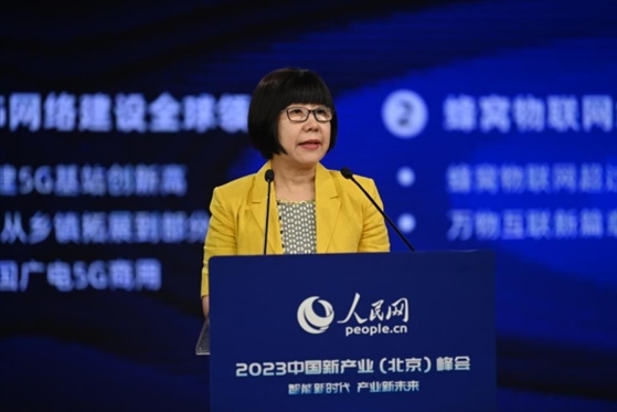 人民網(wǎng)監(jiān)事會(huì)主席唐維紅。人民網(wǎng)記者 于凱攝