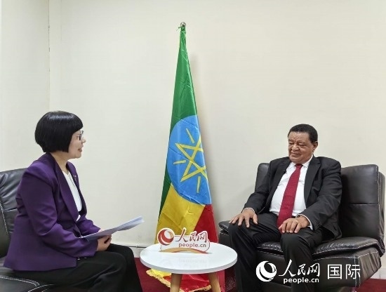 穆拉圖·特肖梅接受人民網(wǎng)記者唐維紅采訪。人民網(wǎng)記者 陳星星攝