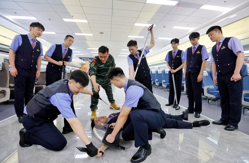 應(yīng)急處置培訓(xùn)。