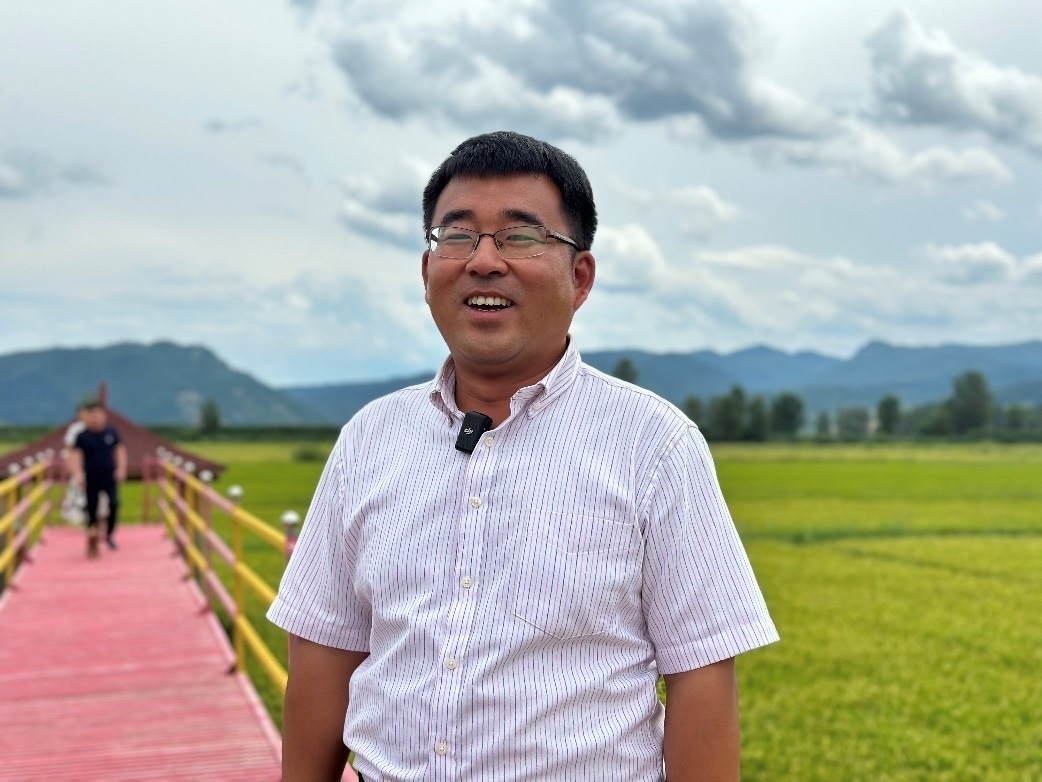 和龍市東城鎮(zhèn)光東村村書記金憲。人民網(wǎng)記者 金洪花 攝