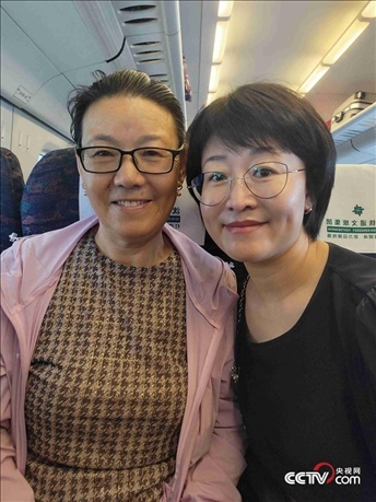 （呼群、寶力母女 受訪者供圖）