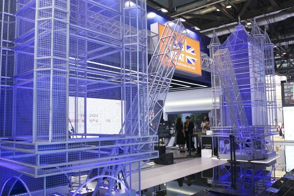 這是9月3日在國(guó)家會(huì)議中心綜合展區(qū)拍攝的英國(guó)展館。新華社記者 孫瑋彤 攝