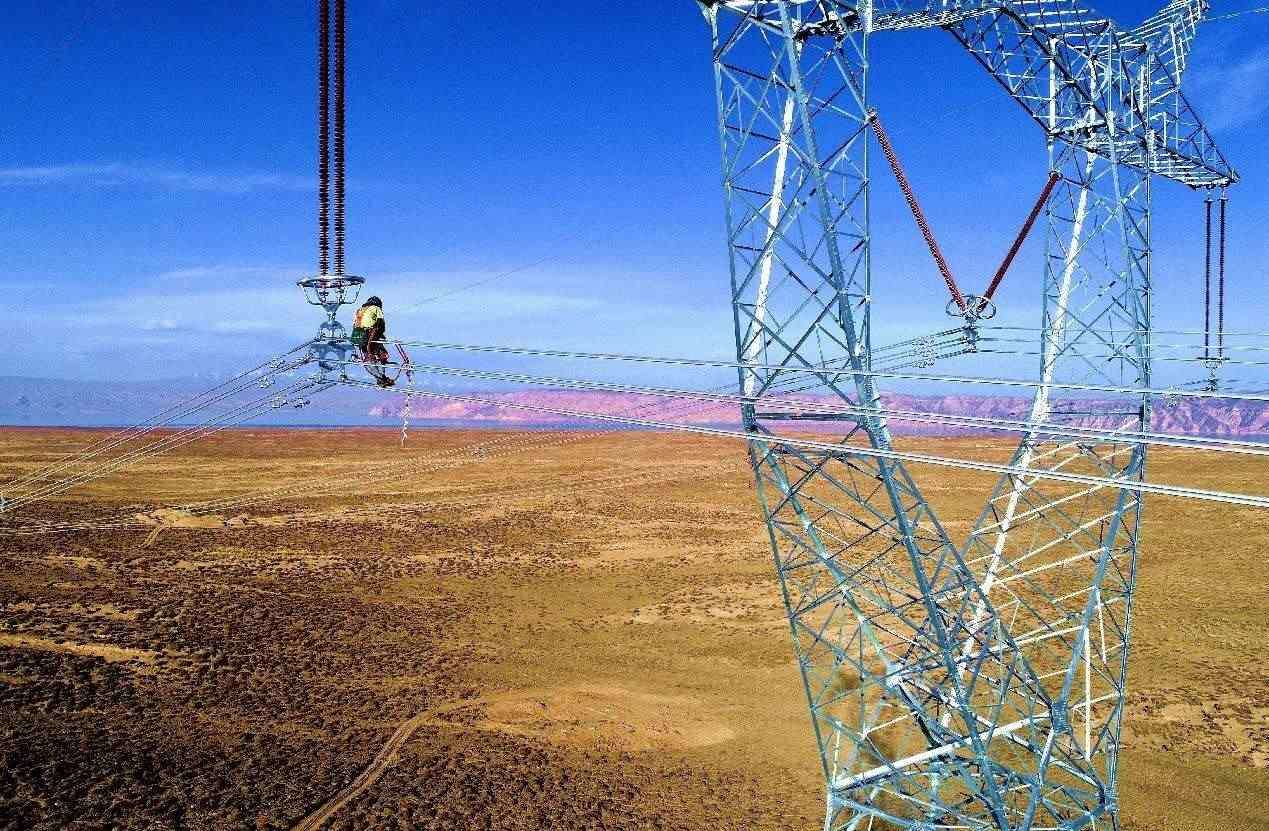 青豫直流。國(guó)網(wǎng)青海省電力公司供圖