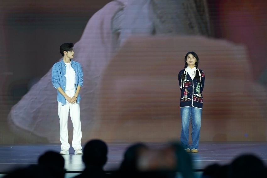 煎餅果仔（演員張家?。?、夏天妹妹（演員楊茜云）