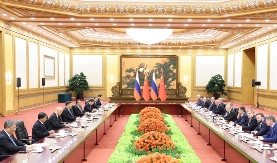 10月18日中午，國家主席習近平在北京人民大會堂同來華出席第三屆“一帶一路”國際合作高峰論壇的俄羅斯總統(tǒng)普京舉行會談。新華社記者 姚大偉 攝
