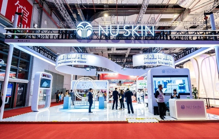 如新展臺。人民網(wǎng)記者 許維娜攝