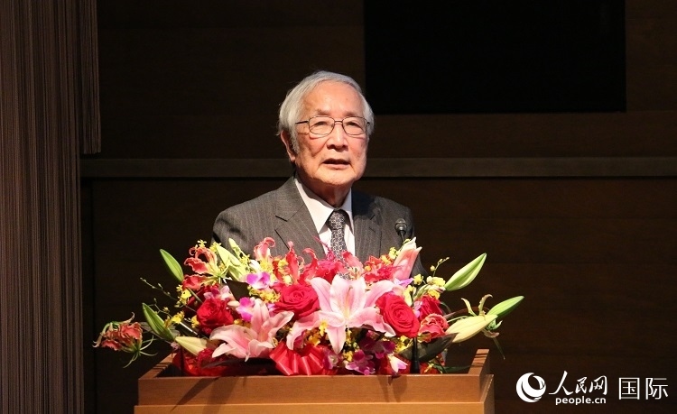 日中科學技術(shù)交流協(xié)會會長山脅道夫致辭。人民網(wǎng) 許可攝