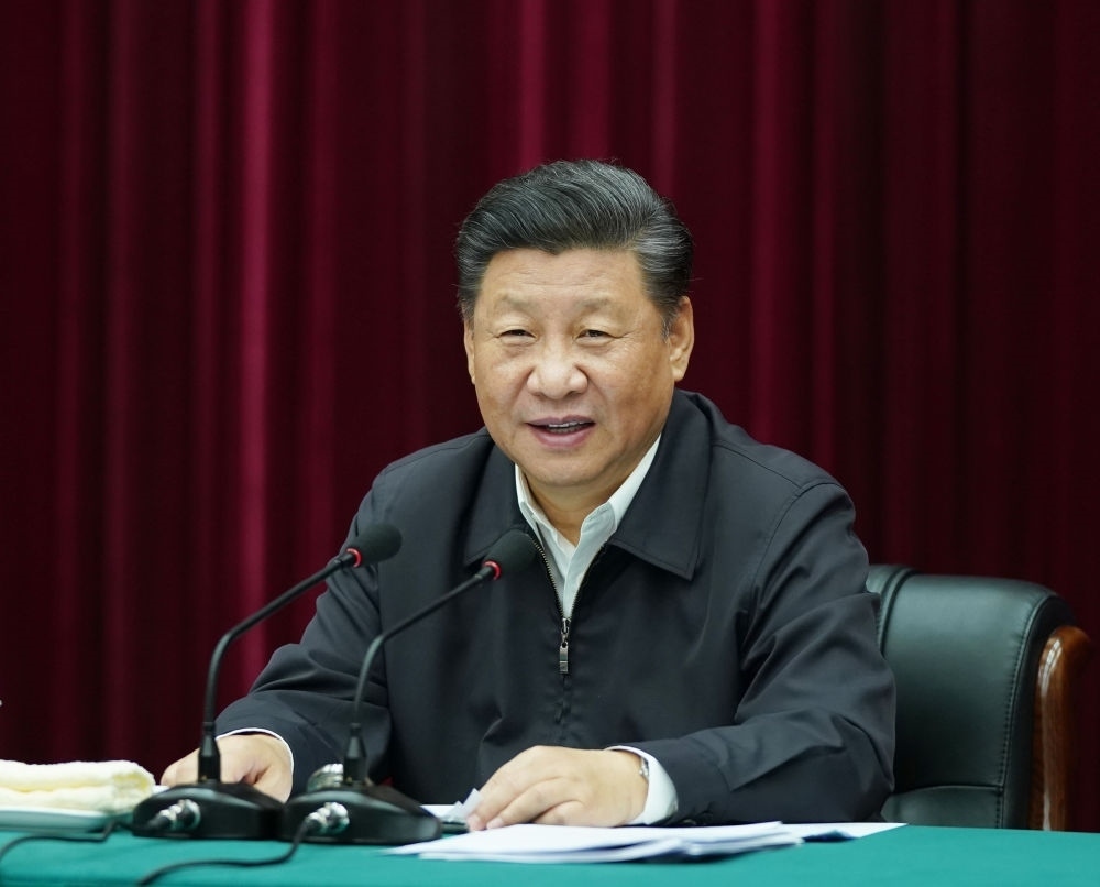 2019年9月18日上午，中共中央總書記、國家主席、中央軍委主席習(xí)近平在鄭州主持召開黃河流域生態(tài)保護和高質(zhì)量發(fā)展座談會并發(fā)表重要講話。新華社記者 謝環(huán)馳 攝