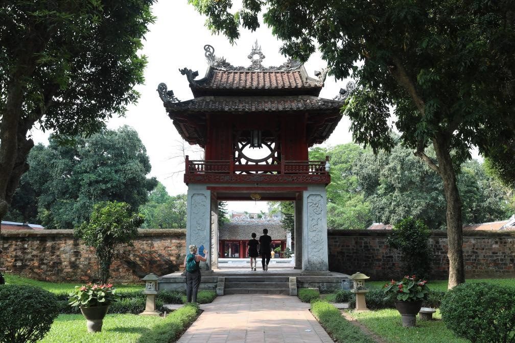 這是越南首都河內文廟內的奎文閣。