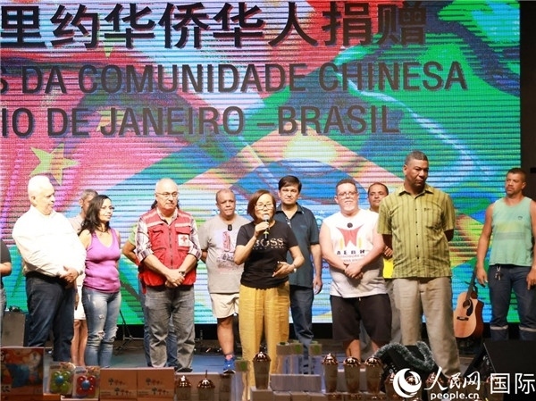 捐贈活動中方發(fā)起人之一的孫特英女士在捐贈活動中致辭。人民網(wǎng)記者 陳海琪攝