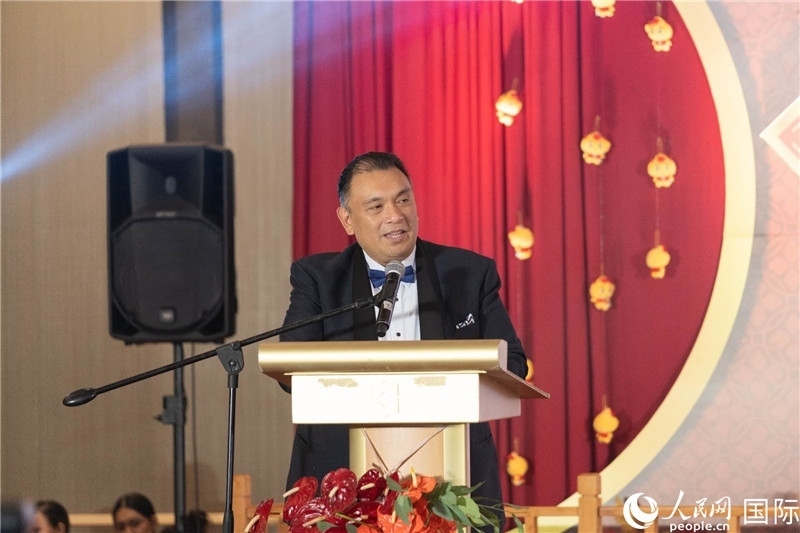 菲外交部副部長多明戈出席年會并致辭。人民網記者樊帆 攝