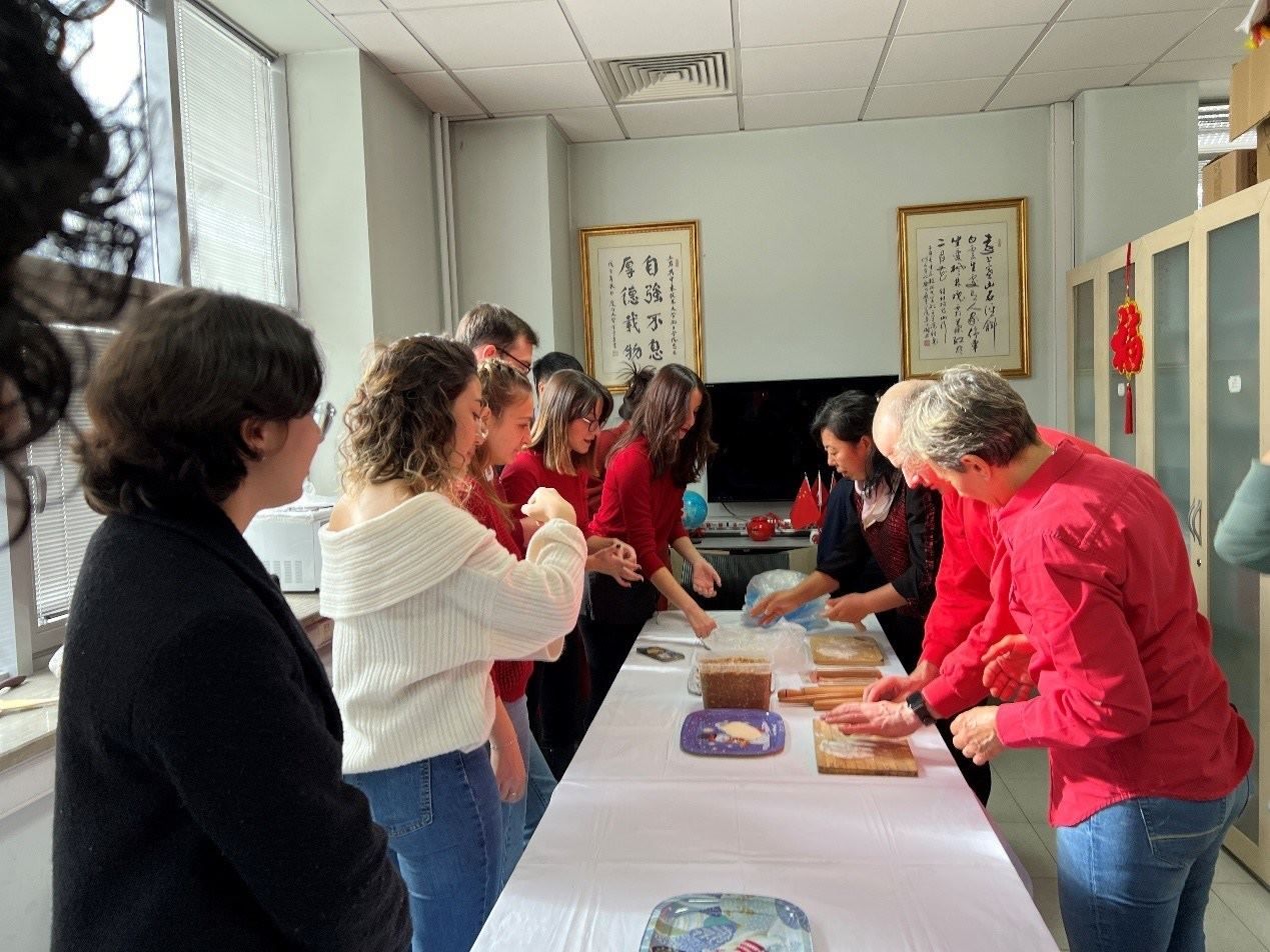餃子工作坊現(xiàn)場。中東技術(shù)大學(xué)孔院供圖