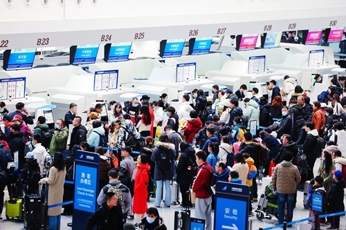 2024年春運首日，大興機場預(yù)計保障進出港旅客13.59萬人次。大興機場供圖