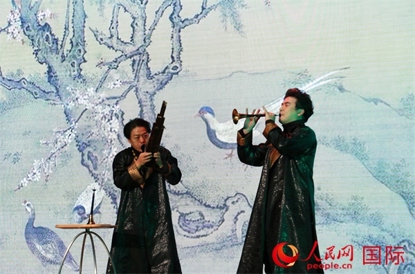 嗩吶表演《百鳥朝鳳》。人民網(wǎng) 許可攝
