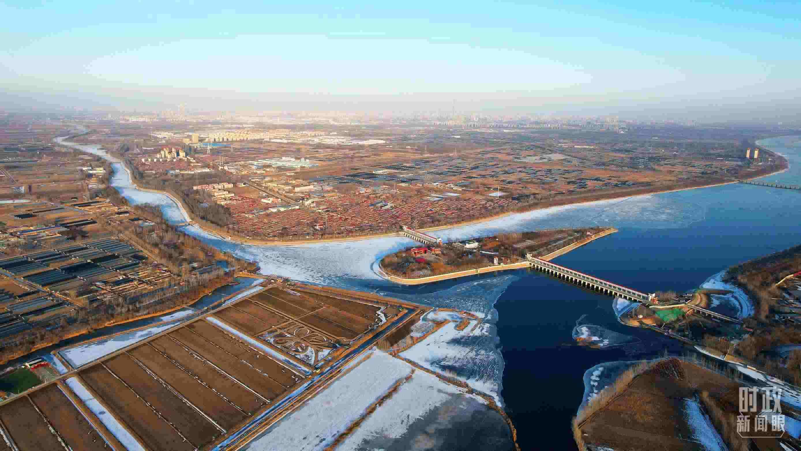 △俯瞰第六埠村。（總臺央視記者范凱拍攝）