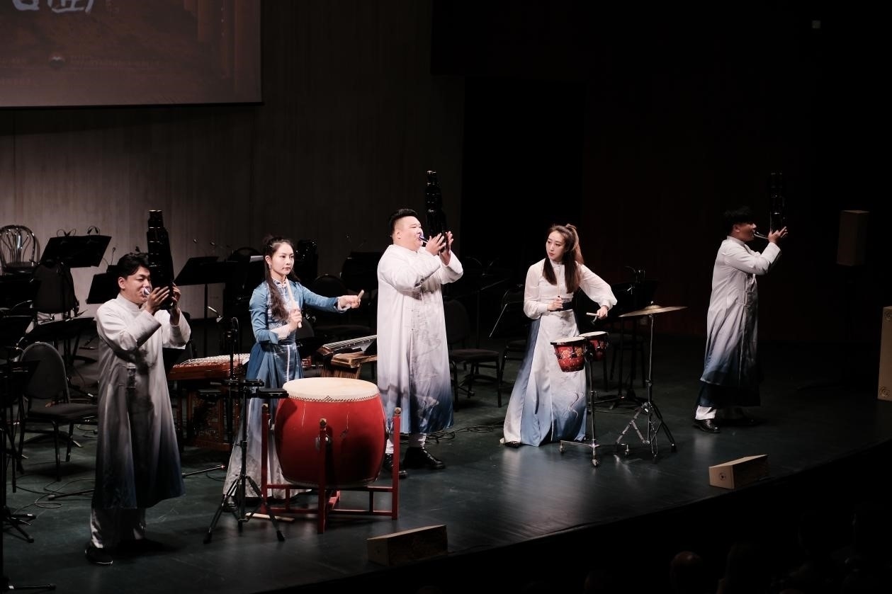 2024“歡樂春節(jié)”新春民族音樂會演出現(xiàn)場。于子恒攝