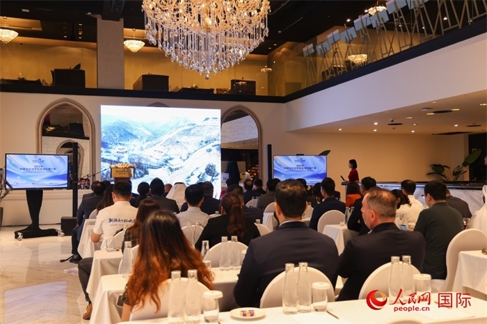 2日，“你好！中國”——2024中國北方冰雪旅游海外推廣季阿聯(lián)酋專場活動(dòng)在阿聯(lián)酋迪拜舉行。人民網(wǎng)記者任皓宇攝
