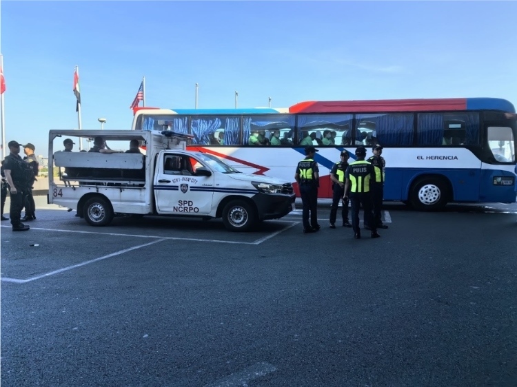 菲反有組織犯罪委員會(huì)等部門(mén)組織多次聯(lián)合突擊執(zhí)法。駐菲律賓使館供圖