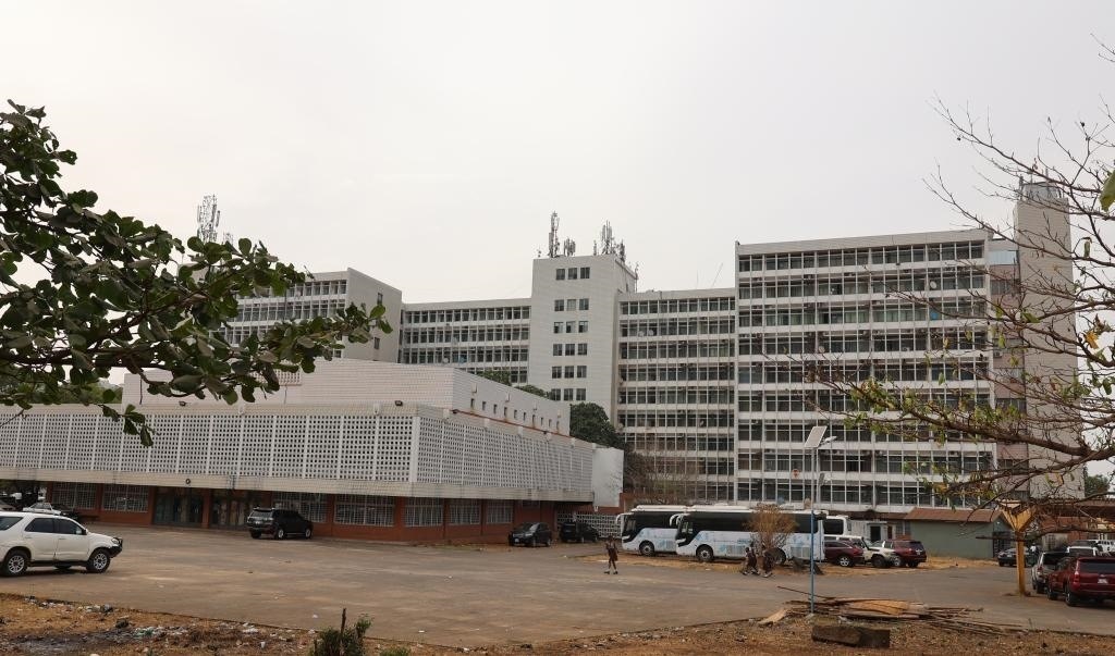 中塞友誼大廈。