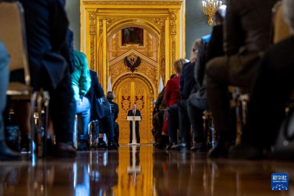 3月20日，俄羅斯總統(tǒng)普京在莫斯科克里姆林宮與其競選團隊代表舉行見面會。新華社記者 曹陽 攝