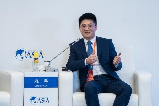 3月27日，猿輔導(dǎo)集團(tuán)副總裁、人工智能研究院院長(zhǎng)程群在分論壇上發(fā)言。新華社記者 曹夢(mèng)瑤 攝