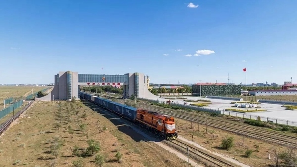 全國(guó)鐵路實(shí)行新的貨物列車運(yùn)行圖。國(guó)鐵集團(tuán)供圖