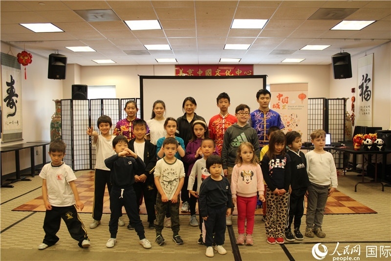 2、此次活動是在美京中國文化中心舉辦的“中國城里品中國”系列文化活動之一。 伊莎貝爾·羅德里格斯攝