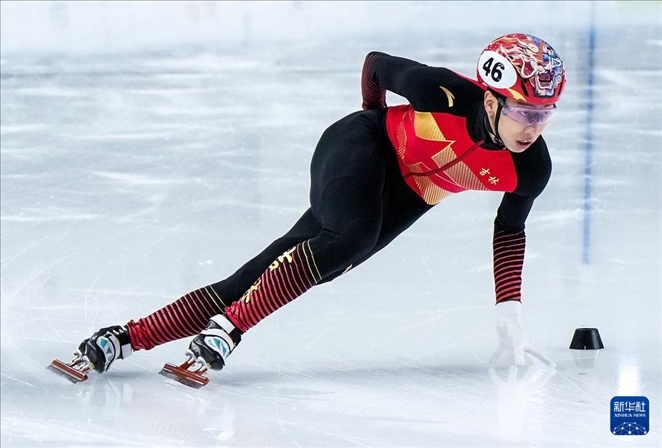 2024年2月18日，第十四屆全國冬季運動會短道速滑（公開組）男子1000米決賽，孫龍奪得冠軍，圖為吉林隊選手孫龍在比賽中。新華社記者 李博 攝