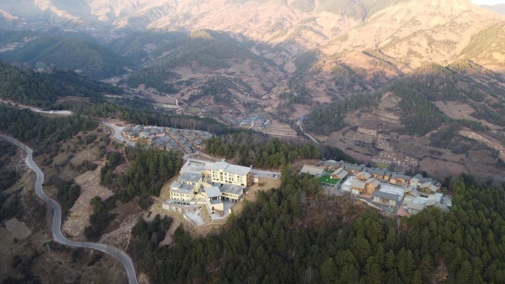 三河村全景（無(wú)人機(jī)照片）。新華社記者 尹恒 攝