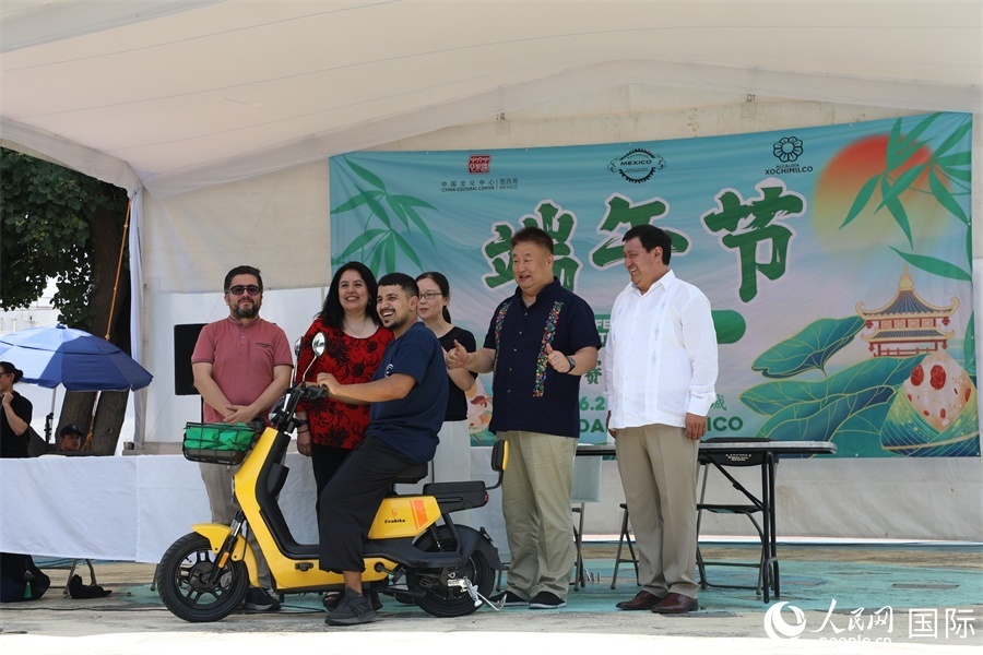 活動(dòng)現(xiàn)場(chǎng)。人民網(wǎng) 埃內(nèi)斯托·多明戈斯攝