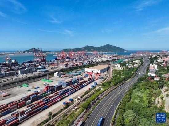 這是6月26日拍攝的中哈連云港物流合作基地（無(wú)人機(jī)照片）。新華社記者 季春鵬 攝