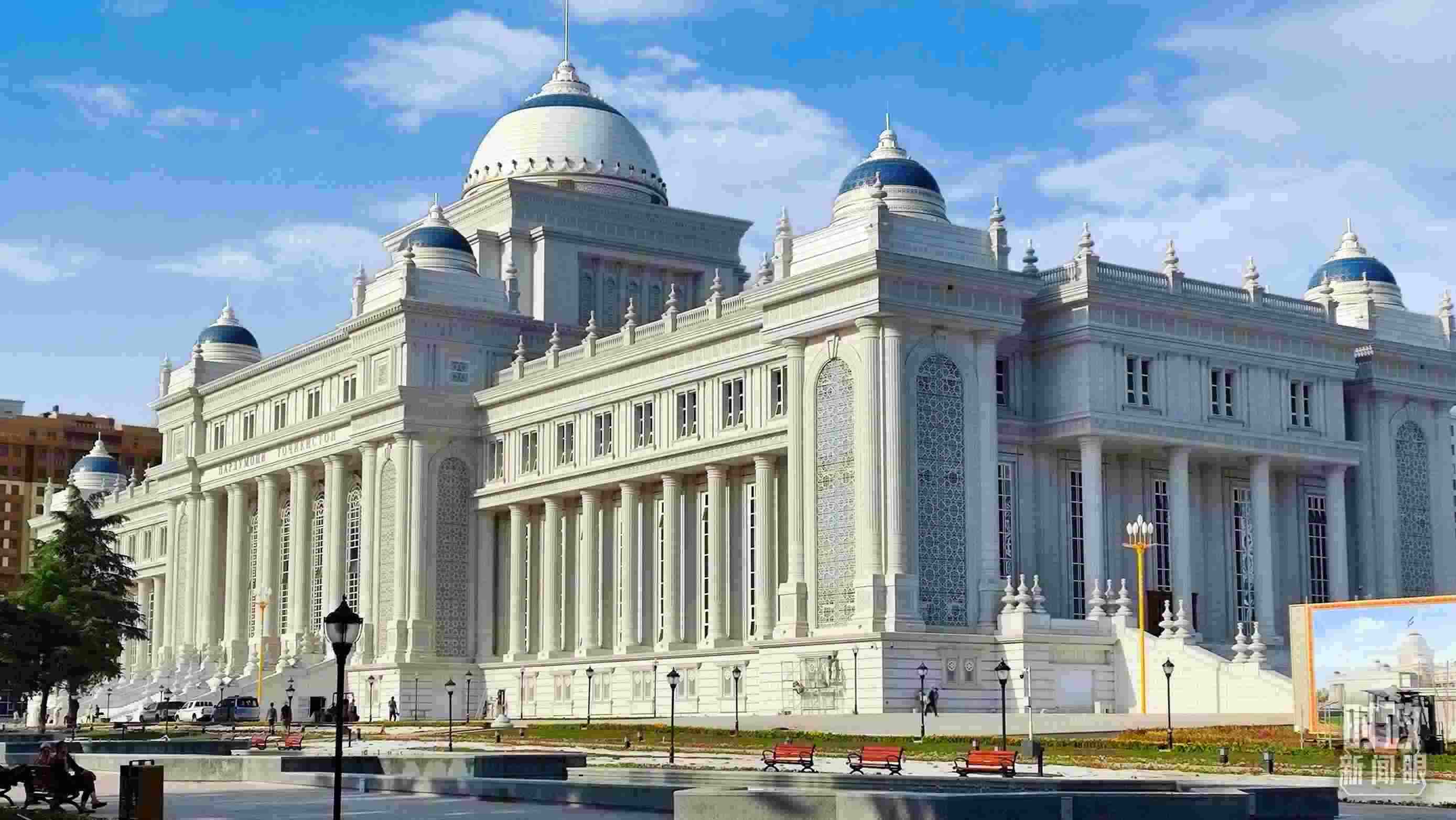 △中方援建塔議會(huì)大樓。（總臺(tái)記者員志軍拍攝）