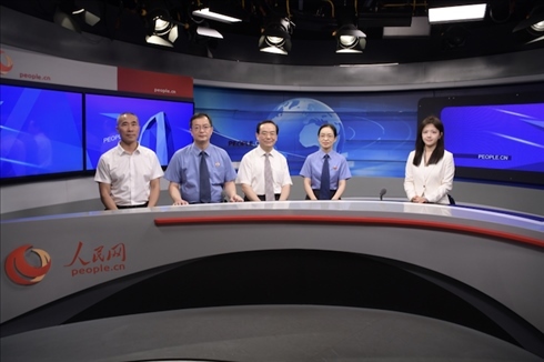 訪談現(xiàn)場。人民網(wǎng)記者 王曉嘯攝