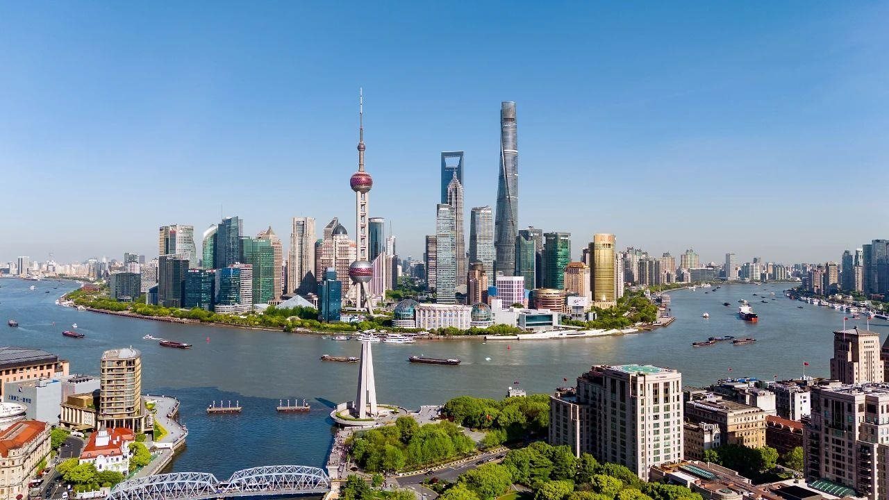 從一扇“門”、一座“城”、兩張“網(wǎng)”，看浦東新區(qū)改革常新