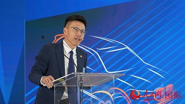 延鋒彼歐南非公司總經(jīng)理張?chǎng)沃罗o。人民網(wǎng) 張茜攝