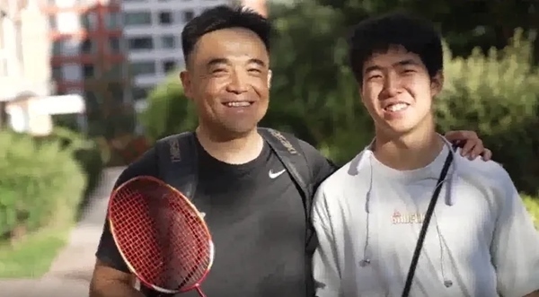 劉建波、劉傲寒父子。北航供圖