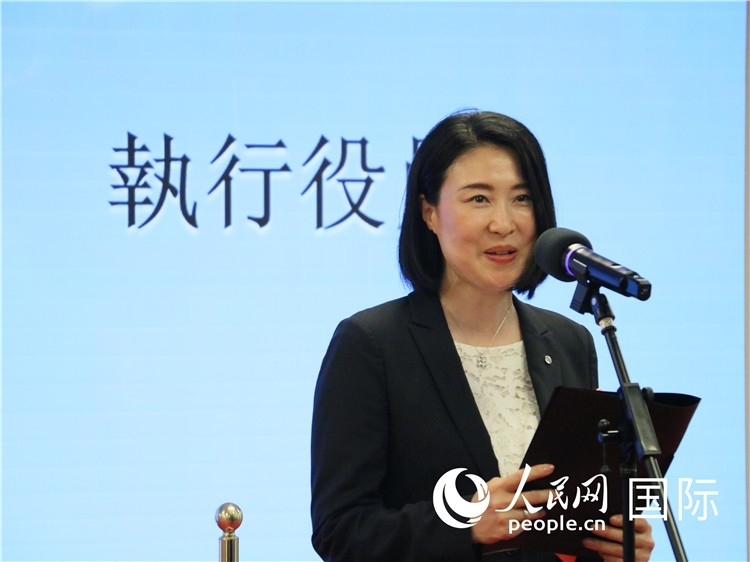 日本航空株式會(huì)社執(zhí)行役員西原口香織致辭。人民網(wǎng) 許可攝