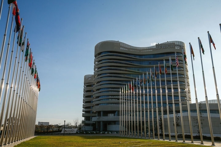 這是2024年1月31日在埃塞俄比亞首都亞的斯亞貝巴拍攝的非洲疾控中心總部大樓。新華社發(fā)（邁克爾·特韋爾德攝）