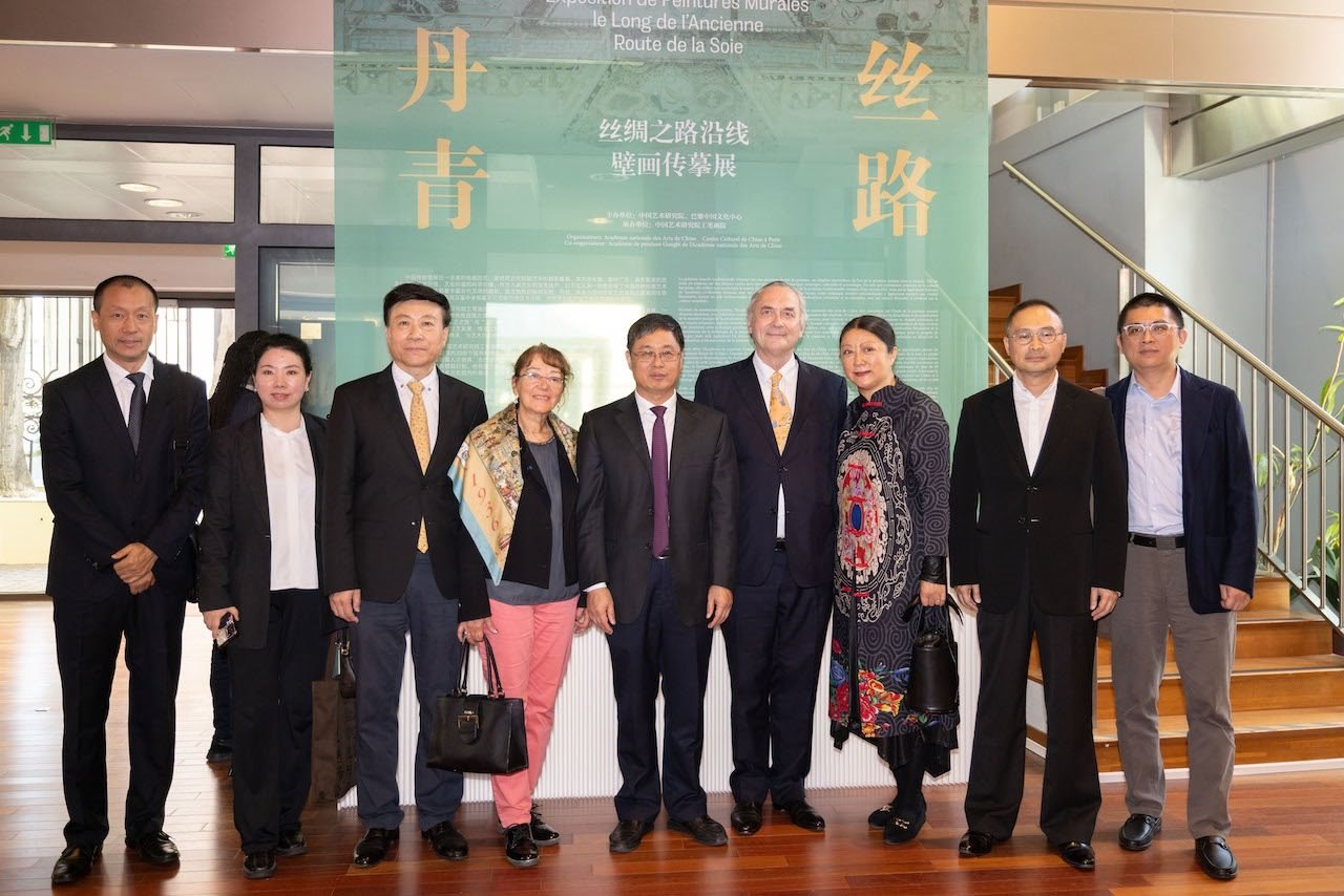 “絲路丹青——絲綢之路沿線壁畫(huà)傳摹展”在巴黎中國(guó)文化中心隆重開(kāi)幕。中國(guó)藝術(shù)研究院供圖