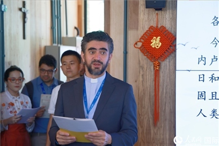 里約天主教大學校長安德森·佩德羅索在活動現(xiàn)場致辭。人民網(wǎng)記者 陳海琪攝