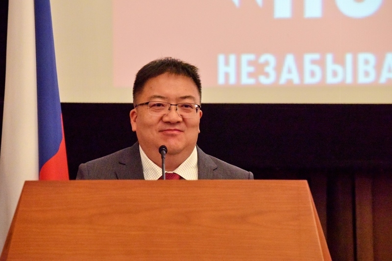 新華出版社社長匡樂成致辭。 主辦方供圖