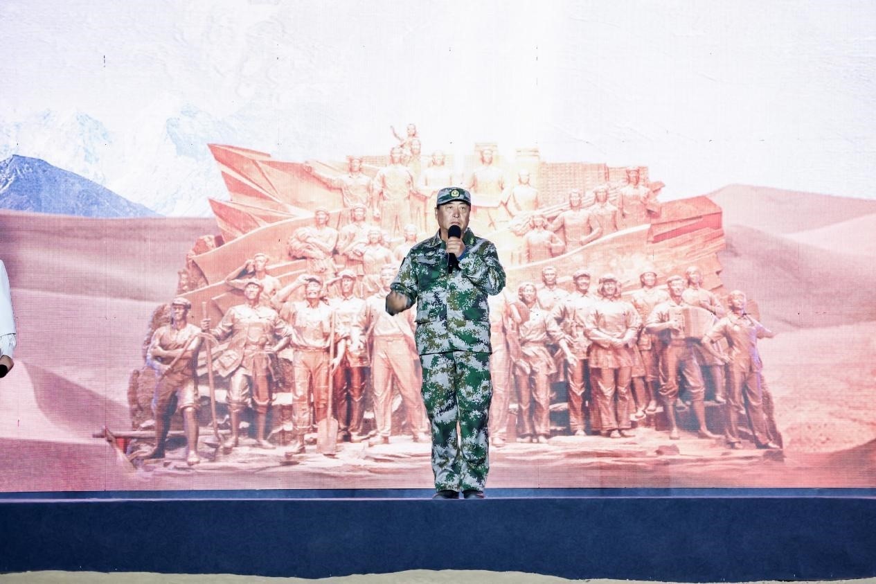 馬軍武在“何以中國(guó)·五星出東方”網(wǎng)絡(luò)主題宣傳活動(dòng)現(xiàn)場(chǎng)演講。人民視頻供圖