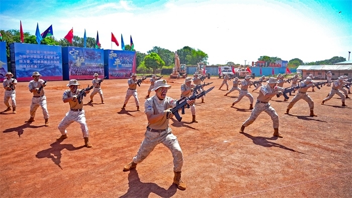 刺殺操表演。王軍杰攝