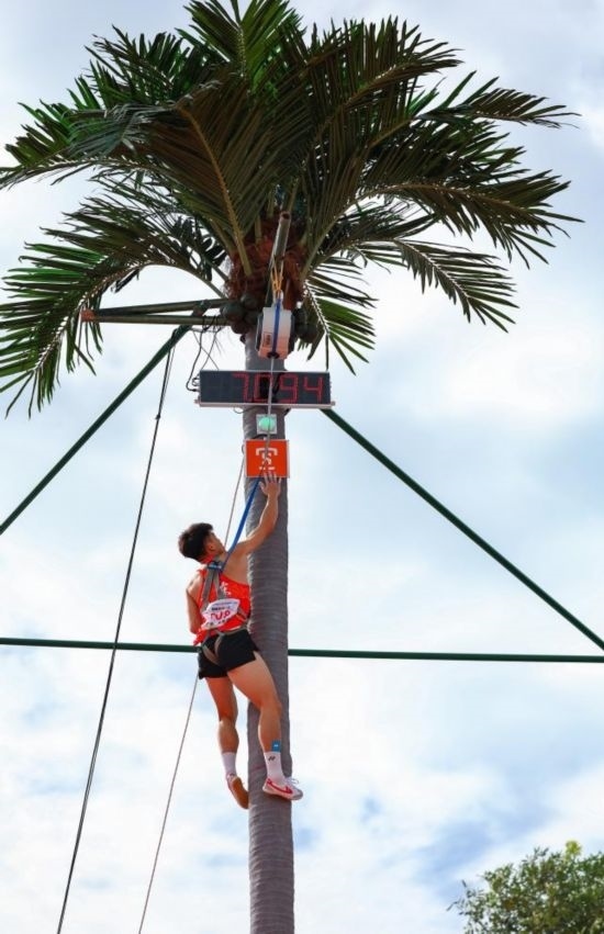 11月23日，廣東隊選手黃新鴻在比賽中。新華社記者 楊植森 攝