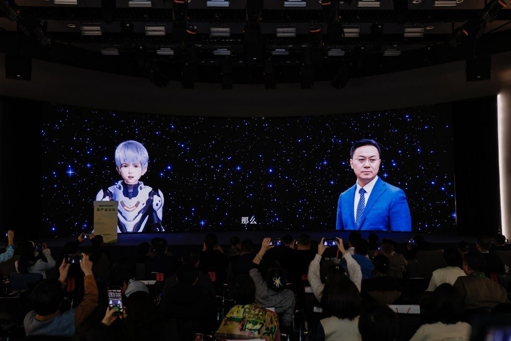 中國工程院院士、湖南師范大學校長劉仲華與人民網(wǎng)數(shù)字人白澤線上對話